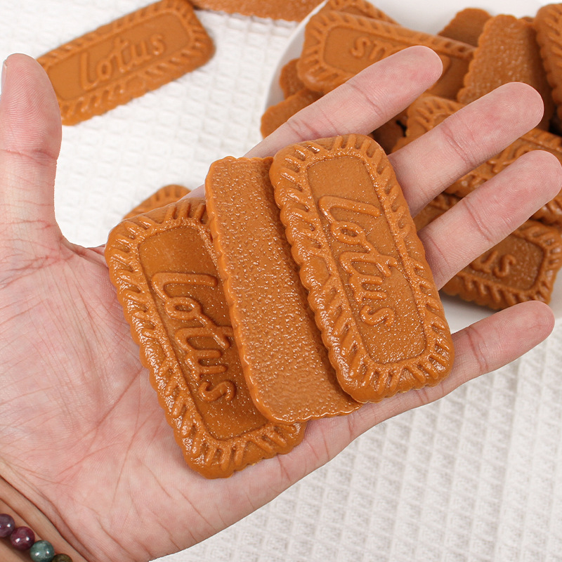 Simulation Cookies Fake Cake A - đánh giá và giá Wedding Cake Supply
