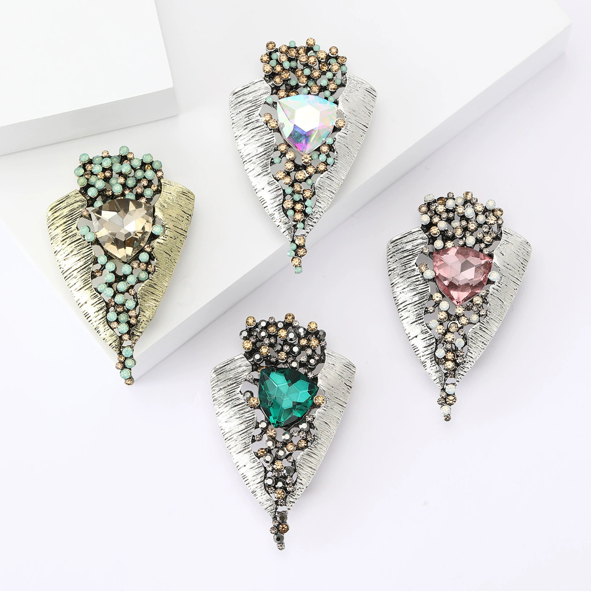 Vintage Creative Brooch High-e - đánh giá và giá Suit Supply Wedding Party
