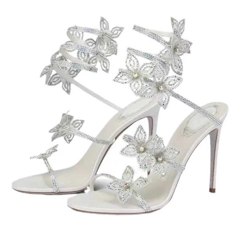 Eilyken Street Style CRYSTAL F - đánh giá và giá Wedding Super